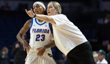Florida coach Kelly Rae Finley talks to guard Liv McGill (23) during the second half of an NCAA women’s basketball game at the O'Connell Center on Nov. 3, 2025.