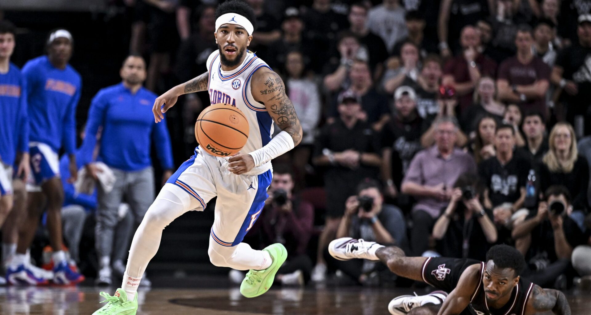 Florida Controls Texas A&M to Move Alone Atop SEC Standings - WRUF 98.1 FM | 850 AM