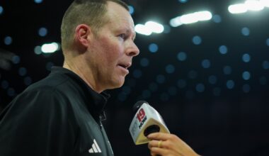 Miami (OH) coach promises to wear Speedo on Selection Sunday if team goes unbeaten