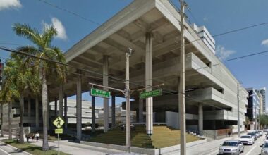 Stay in your lane, Lauderdale