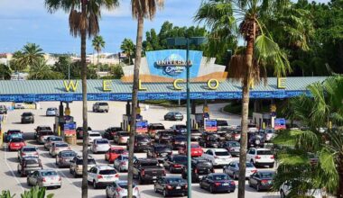 Multiple cars attempting to gain access to the Universal Orlando Resort parks. Volcano Bay cashless payment change