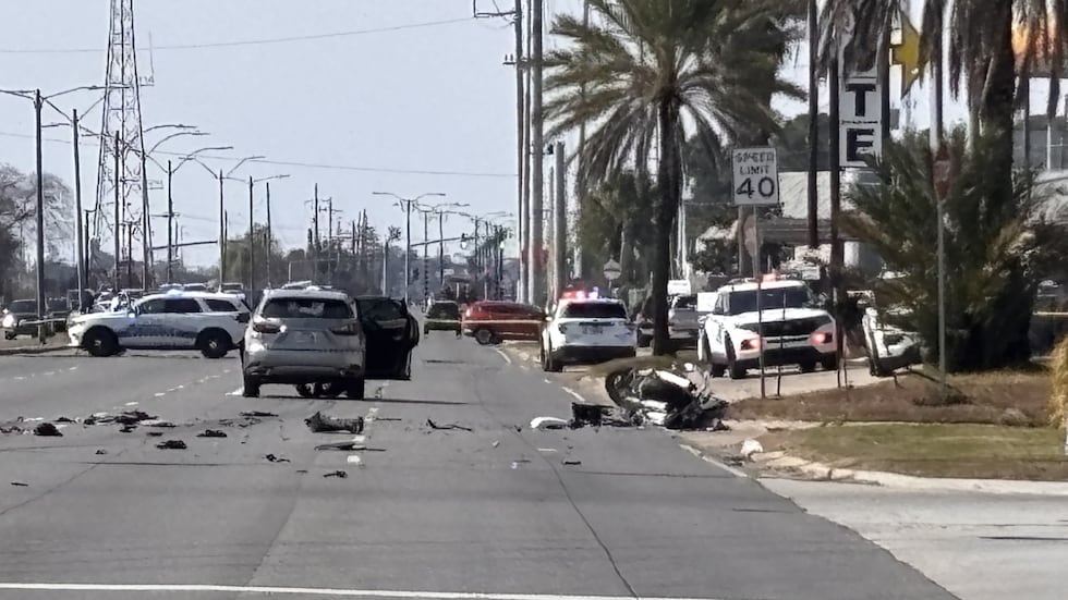 Fatal crash on Airline Highway in New Orleans