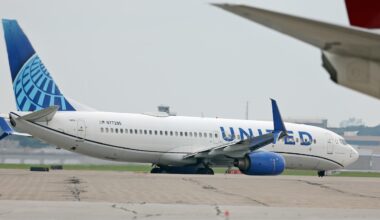 Bullet found in overhead compartment on flight bound from Newark to Miami