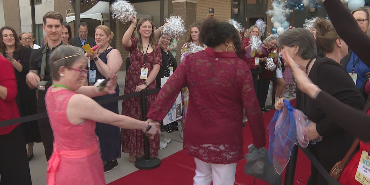 Hundreds party at ‘Night to Shine’ prom in Tallahassee Friday