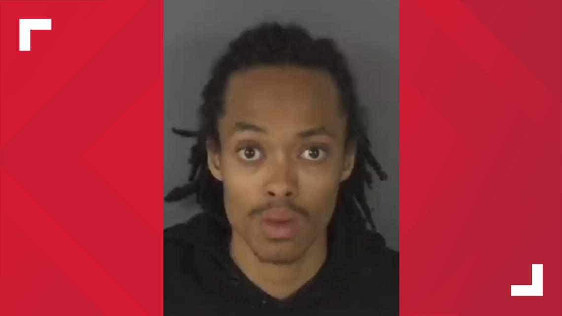 18-year-old arrested in double shooting at Orange Park apartment complex