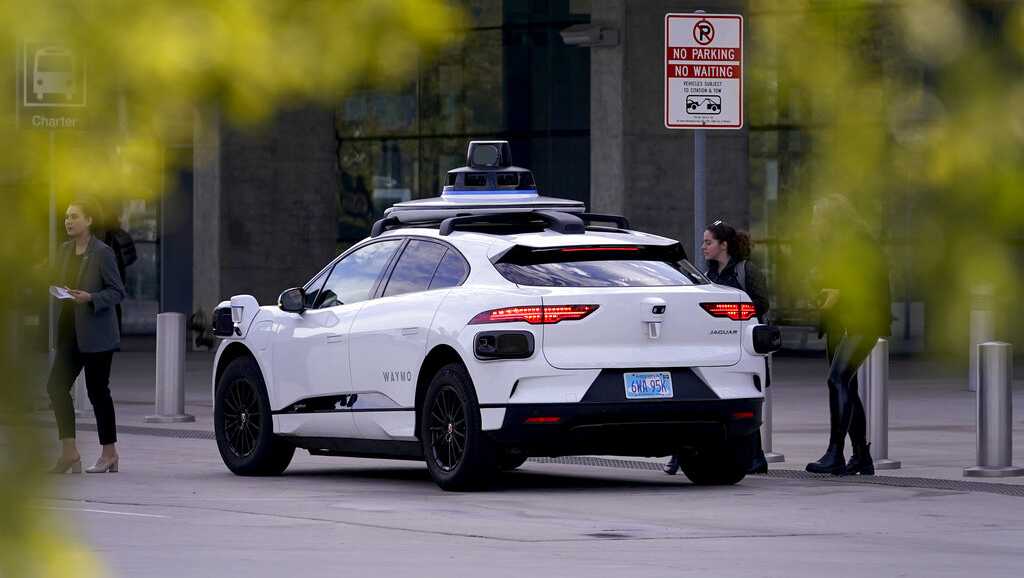 Testing underway in Orlando for Waymo's self-driving cars