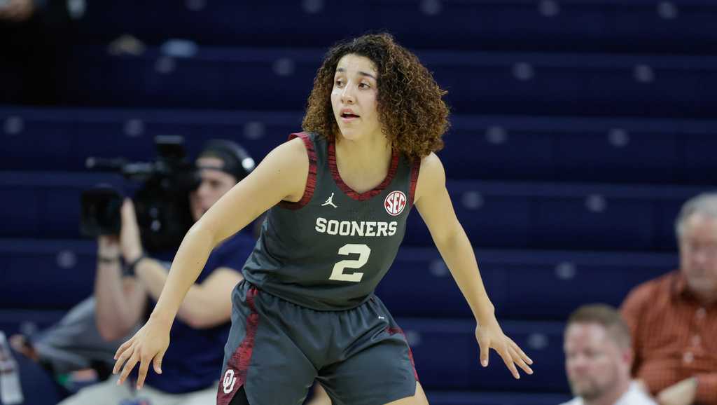 No. 10 Oklahoma rallies past Florida 81-74 behind Zya Vann’s 18 points