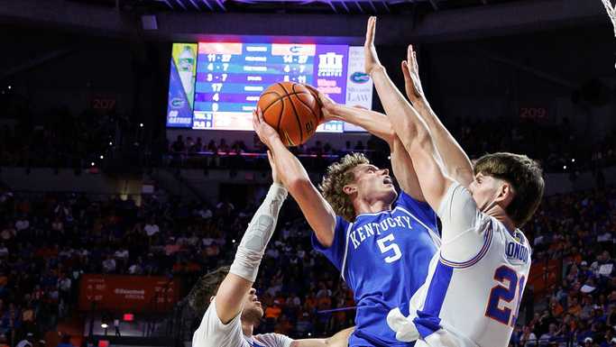 Cats can't complete another comeback, fall 92-83 to Florida
