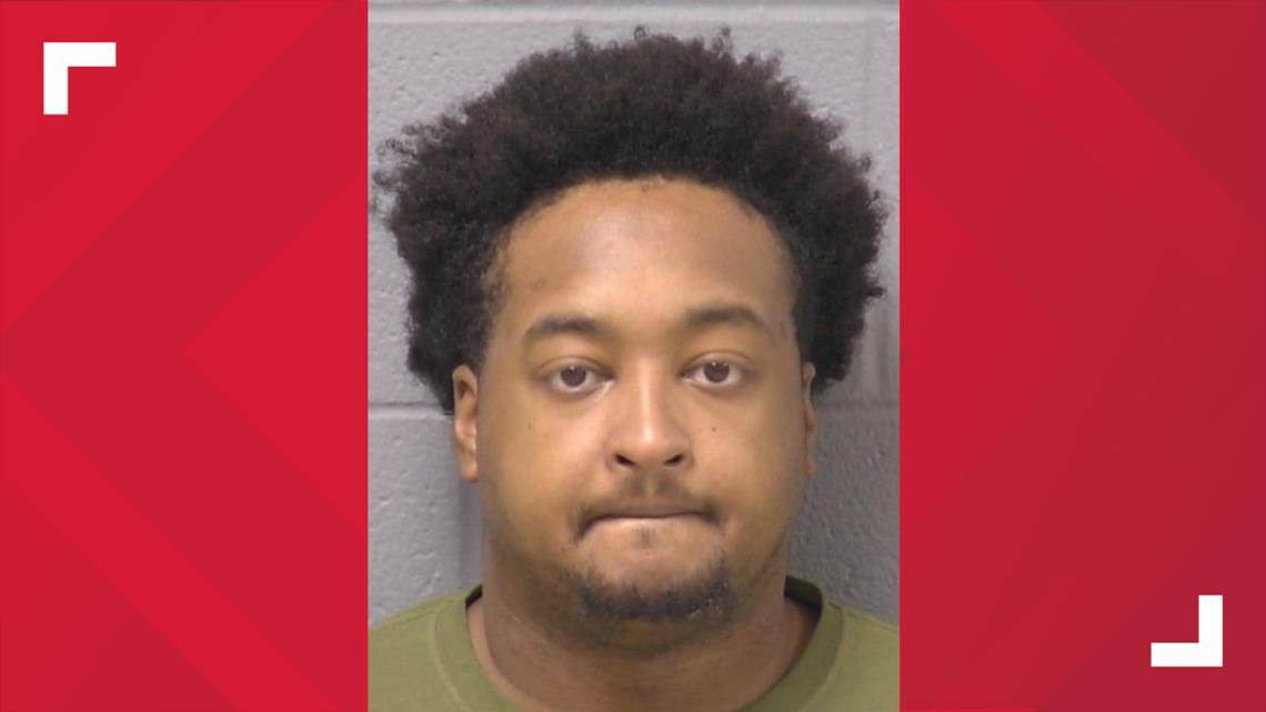 Man arrested in Illinois for alleged sexual assault in St. Pete; police seek more victims