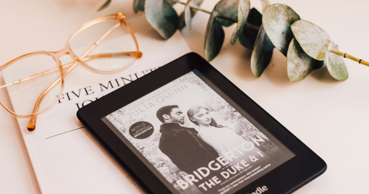 Which ‘Bridgerton’ Romance Trope Are You Based on Your Campus Study Spot