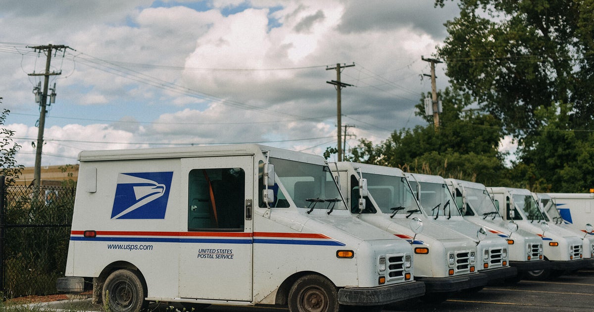 USPS clerk accused of stealing more than $1 million worth of U.S. Treasury checks all around Miami-Dade, police say