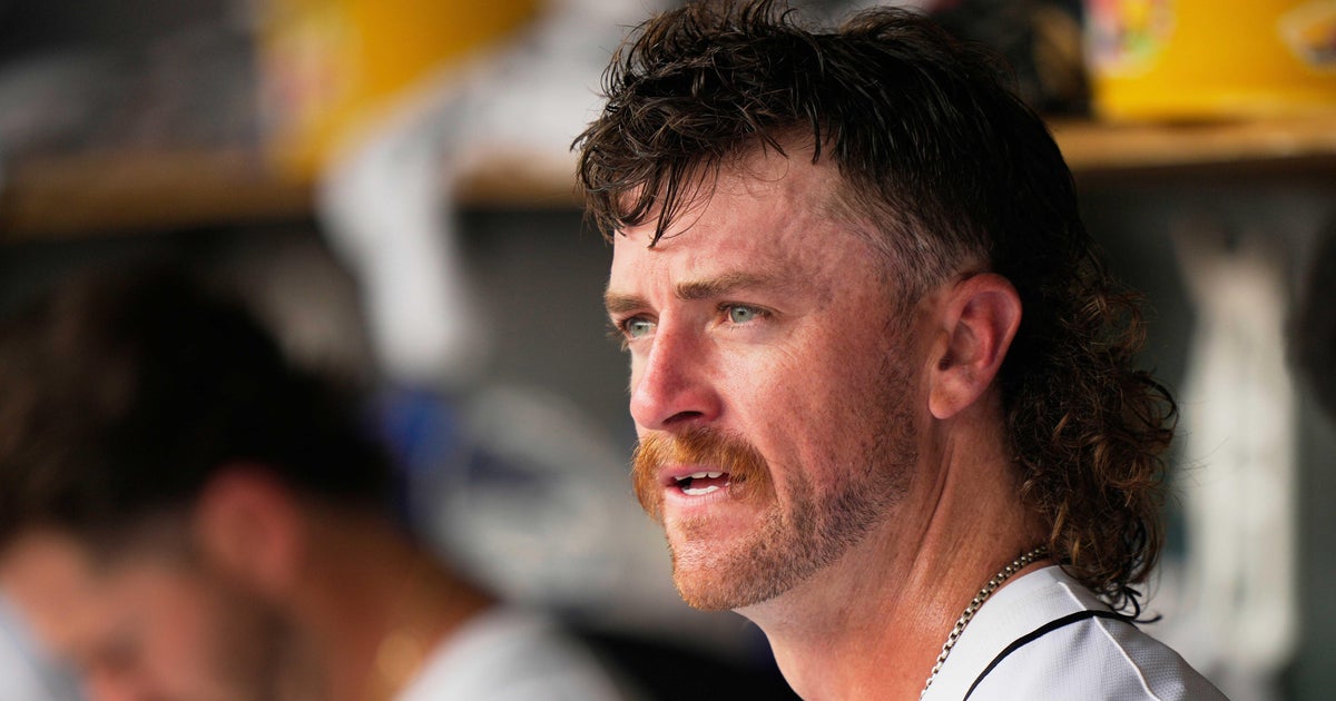 Miami Marlins, Chris Paddack agree to $4 million, 1-year contract, AP source says