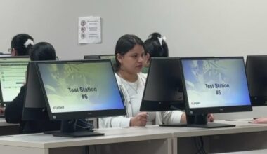 Florida begins offering driver's license exams in English only