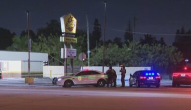 3 shot during attempted robbery of security guard in northwest Miami-Dade, sheriff's office says