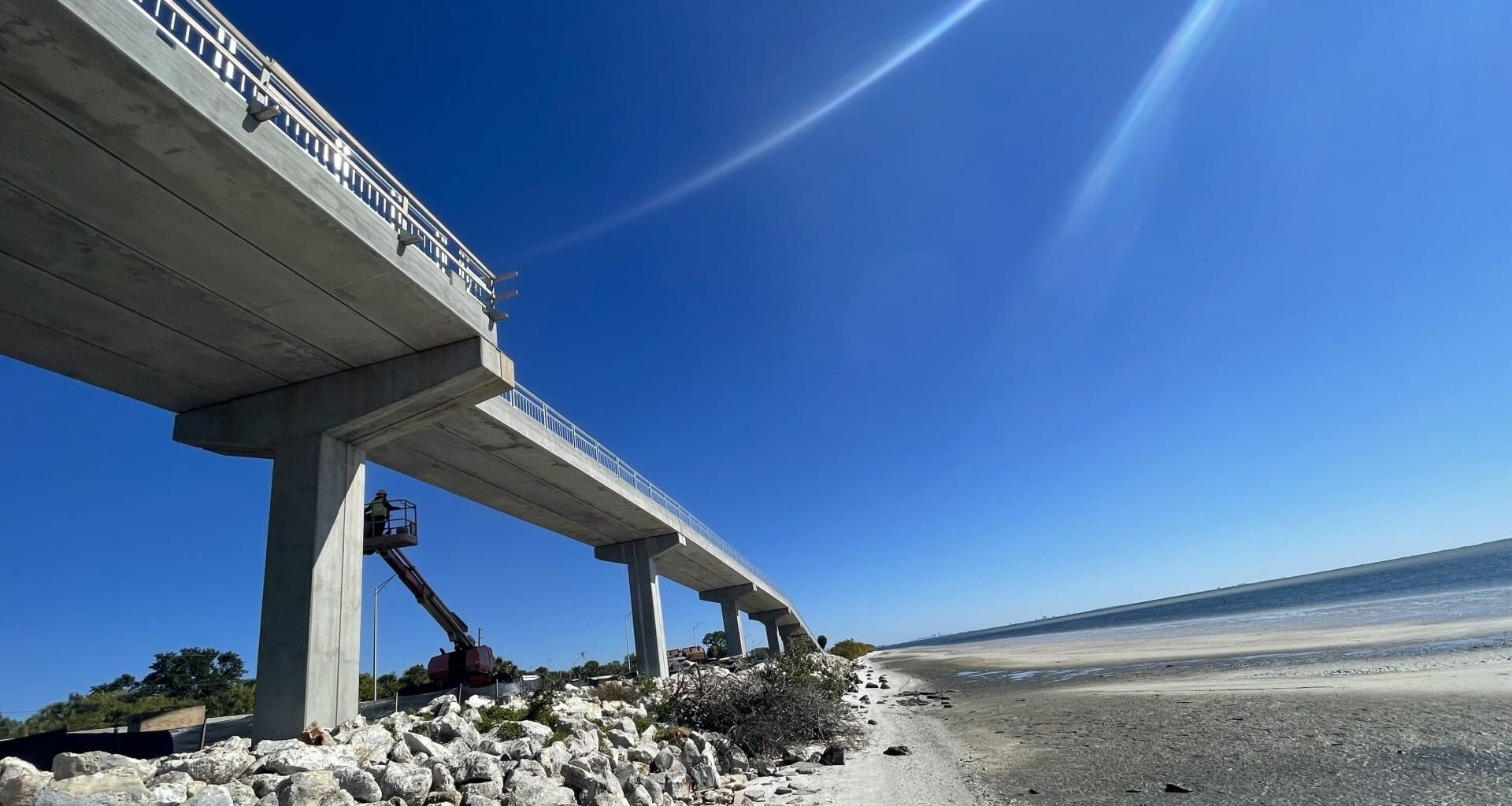 Safe, scenic way to bike across Tampa Bay – 83 Degrees Media