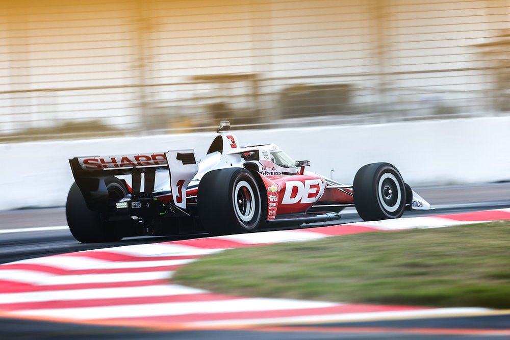 McLaughlin leads St. Pete practice as heavy-hitters crash