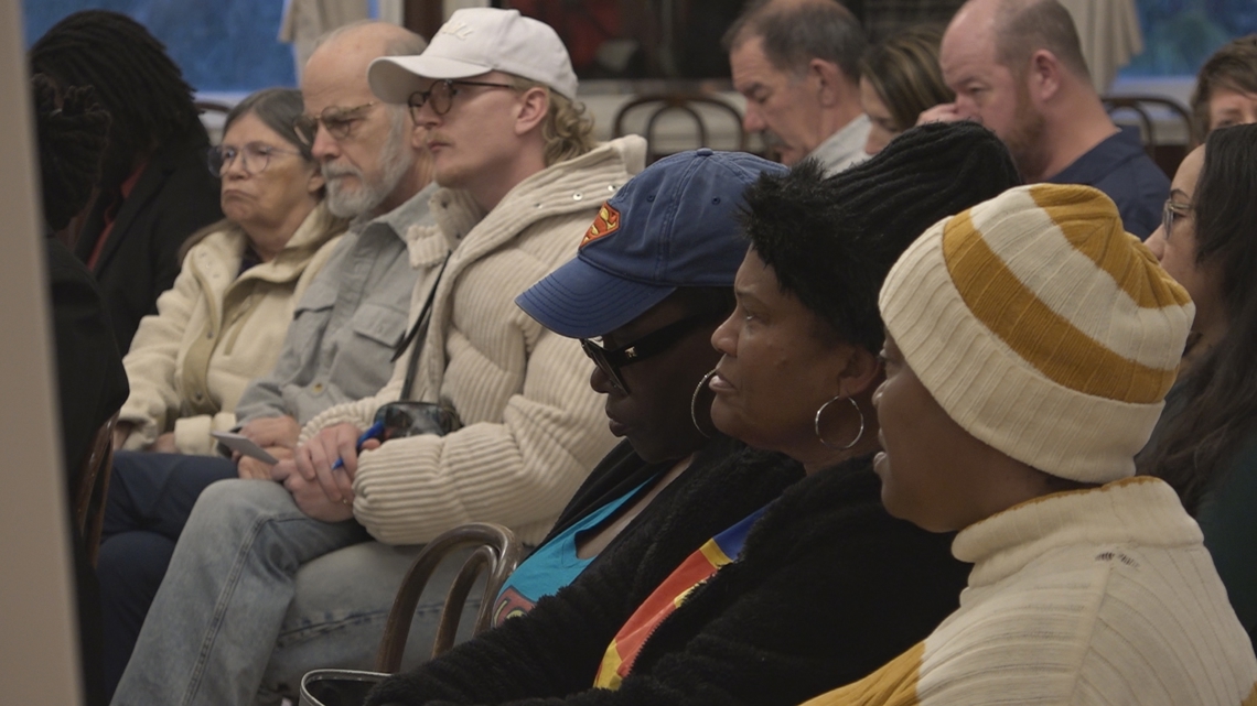 Tampa city leaders hosts public meeting on Ybor City pedestrian safety