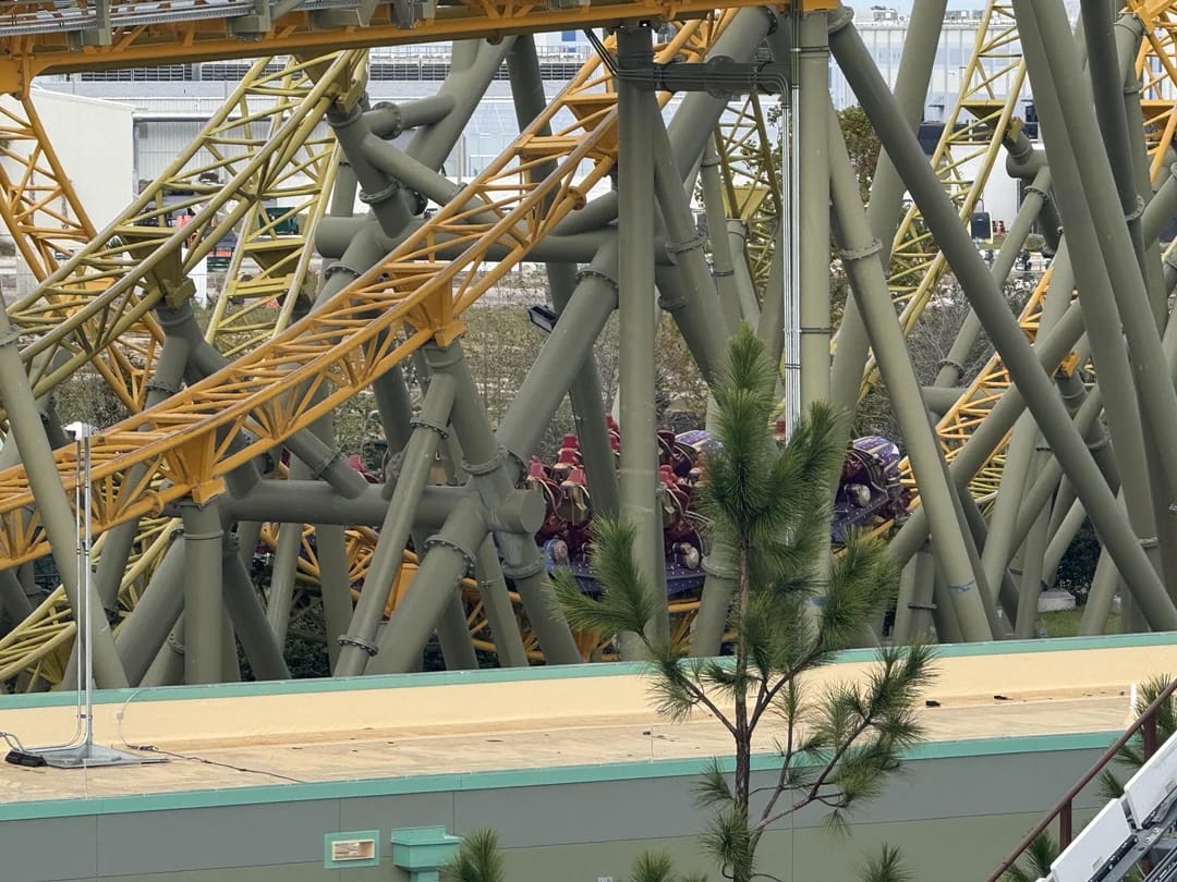 Trains stuck in a valley on Stardust Racers in Epic Universe in January 2026