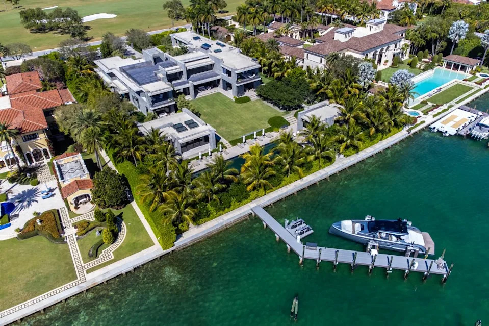 In 2023, he scrapped some of the original design plans tied to their shared vision, floor plans obtained by The Post show — revising the build as construction dragged on behind privacy hedges and security fencing. New York Post