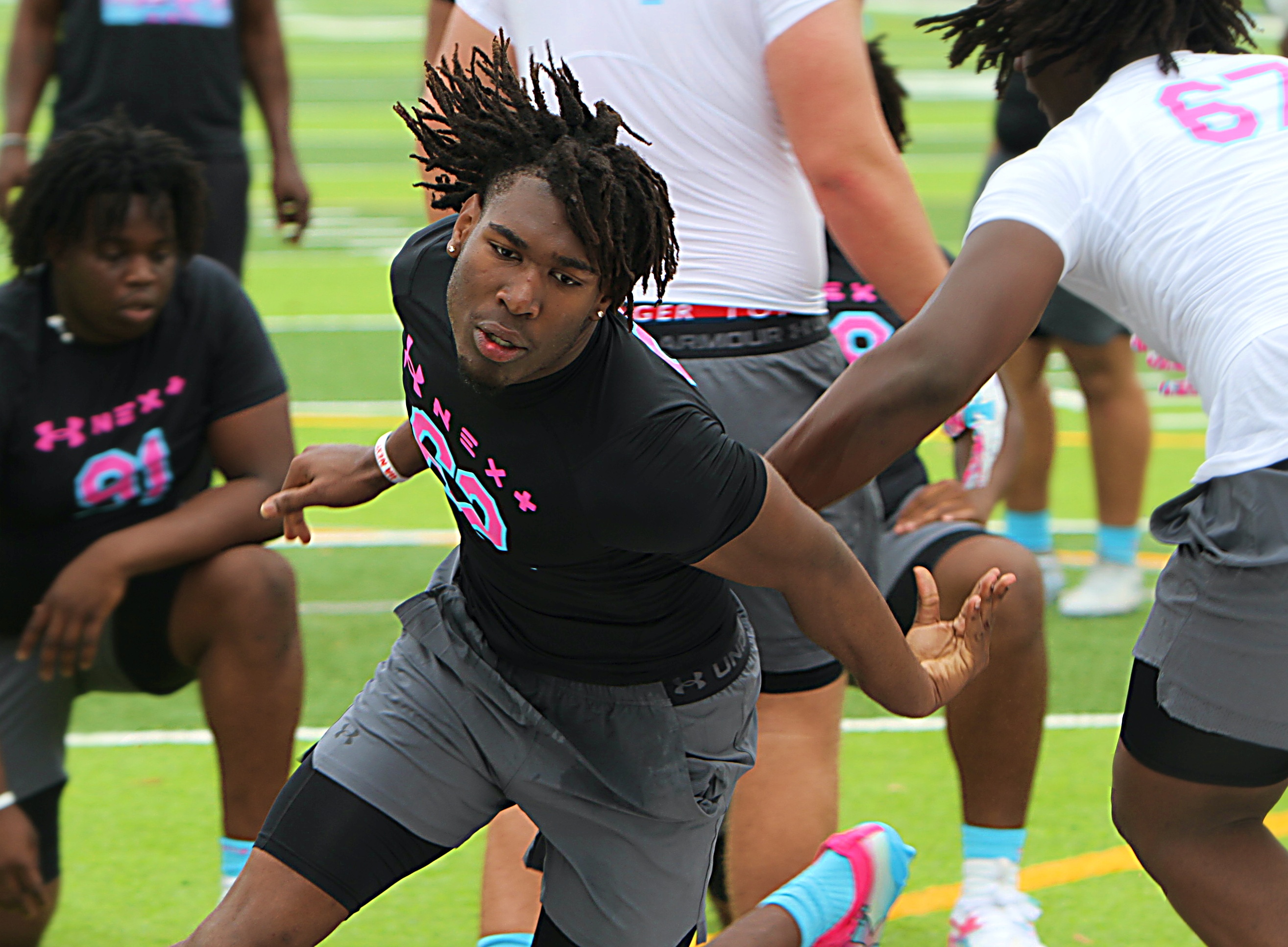 Jones 2027 defensive end Fred Ards at the Under Armour...