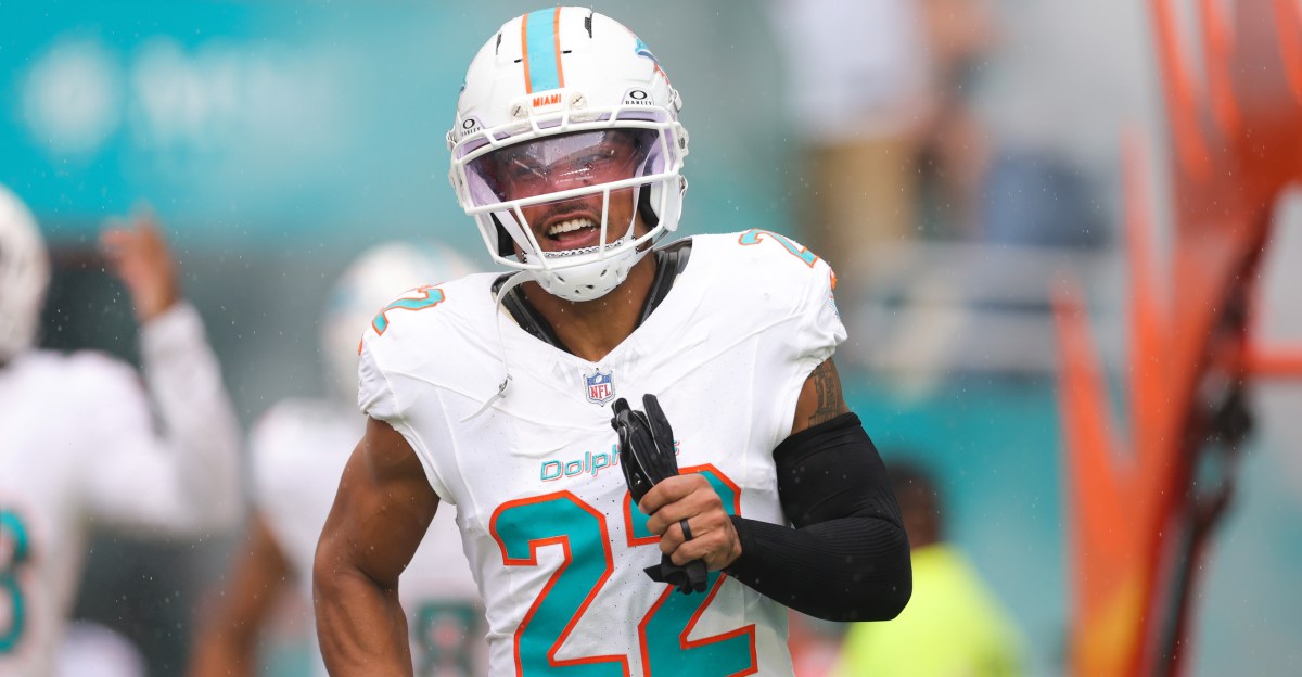 2025 NFL free agents: Miami Dolphins review Elijah Campbell - Walk, tag, or re-sign?