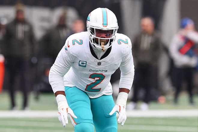 NFL: DEC 07 Dolphins at Jets EAST RUTHERFORD, NJ - DECEMBER 07: Bradley Chubb #2 of the Miami Dolphins during the game against the New York Jets on December 7, 2025 at MetLife Stadium in East Rutherford, New Jersey. (Photo by Rich Graessle/Icon Sportswire via Getty Images)