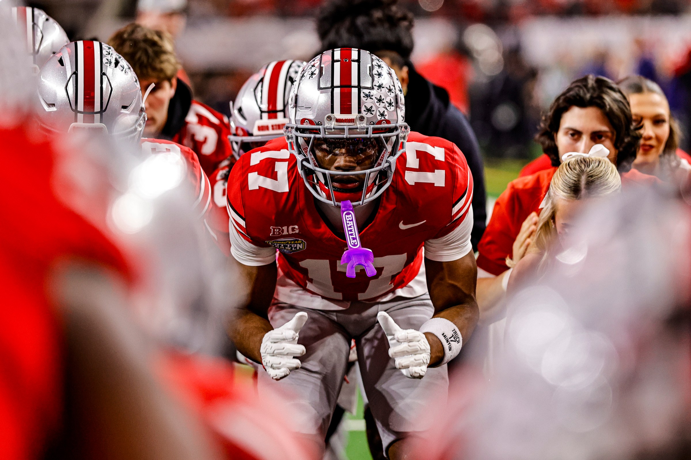 ARLINGTON, TX - DECEMBER 31: Ohio State Buckeyes wide receiver Carnell Tate (17) warms up before the Goodyear Cotton Bowl Classic between the Ohio State Buckeyes and the Miami (FL) Hurricanes on December 31, 2025 at AT&T Stadium in Arlington, Texas. (Photo by Matthew Pearce/Icon Sportswire via Getty Images)