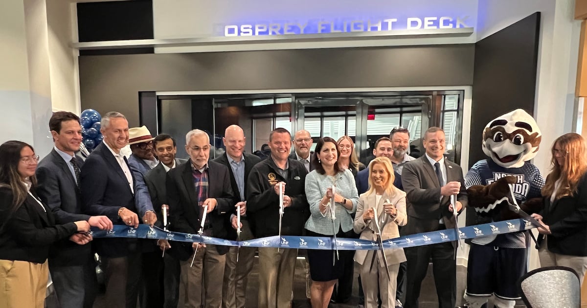 UNF, Jacksonville officials celebrate opening of UNF Flight Deck – Action News Jax