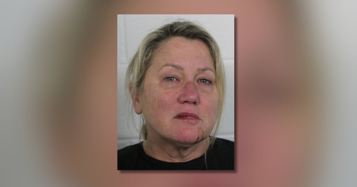 Florida woman accused of attacking Georgia officers during arrest for public drunkenness – WSB-TV Channel 2