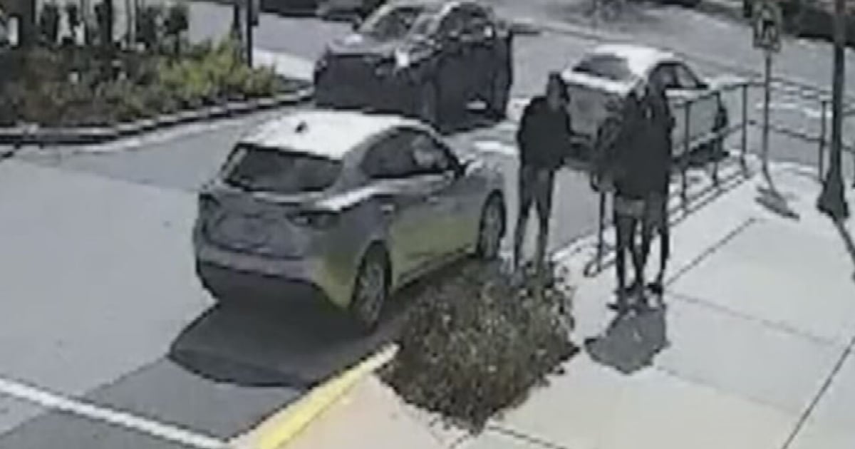 PS5 robbery caught on camera in Winter Springs