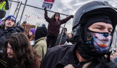 Federal judge orders DHS to grant detained immigrants access to attorneys