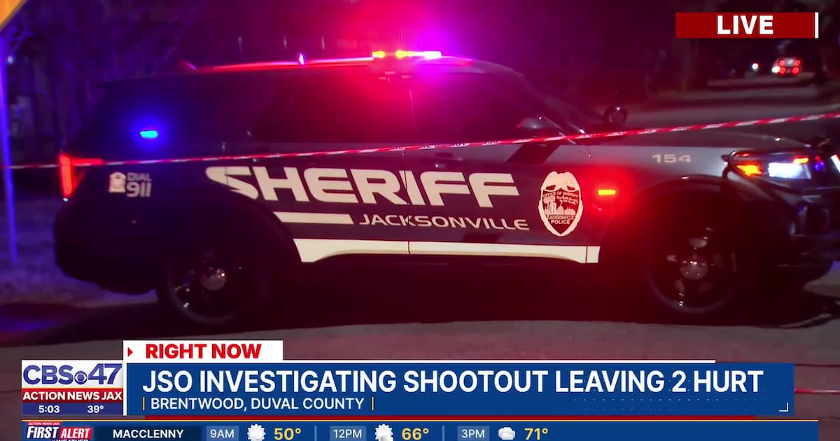 Man accosted by 4 gunmen while sitting in car on Northside, shoots 2 of them, suspects detained – Action News Jax