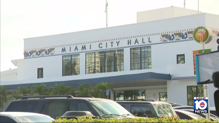 Miami commissioners discuss moving city elections to boost voter turnout