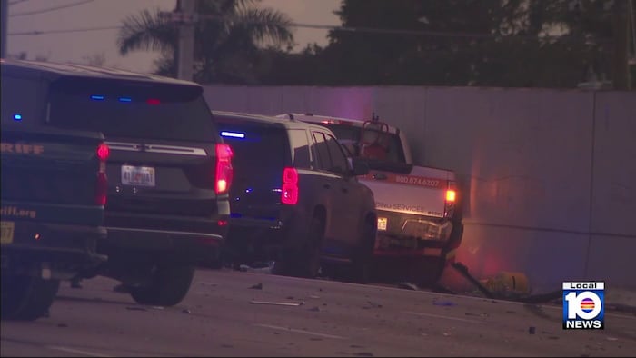 1 dead, woman arrested following chase, crash on Turnpike in Broward