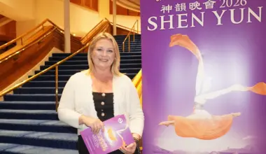 Shenyun Banner