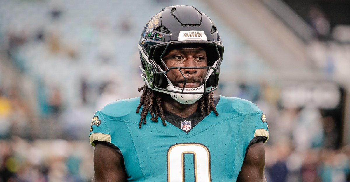 Analysis: Should Jacksonville Jaguars re-sign free agent LB Devin Lloyd