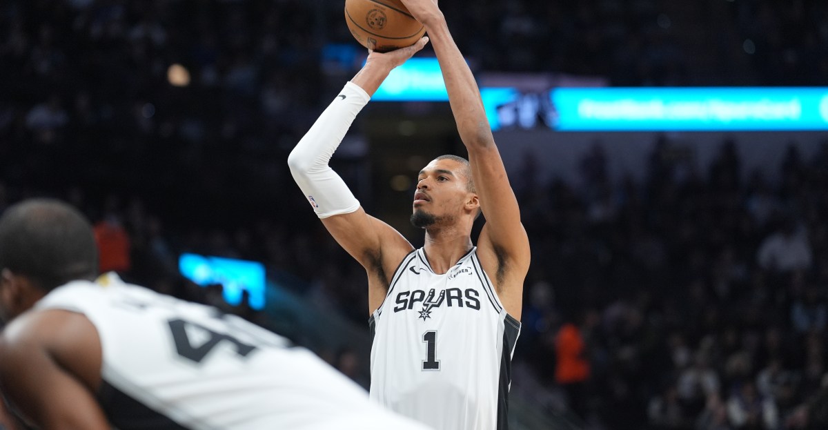 San Antonio vs. Orlando, Final Score: Spurs grit out win against Magic despite weather delays, 112-103