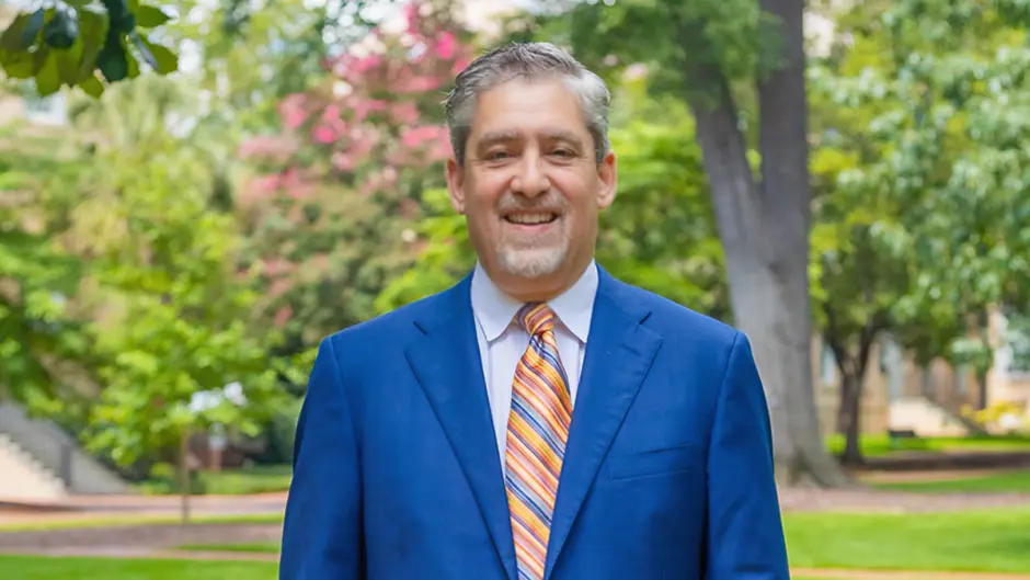 New Academic Provost promises career services upgrade at Student Senate meeting