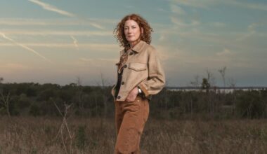 Americana star Kathleen Edwards, now living in the Tampa Bay area, plays hometown show on Thursday