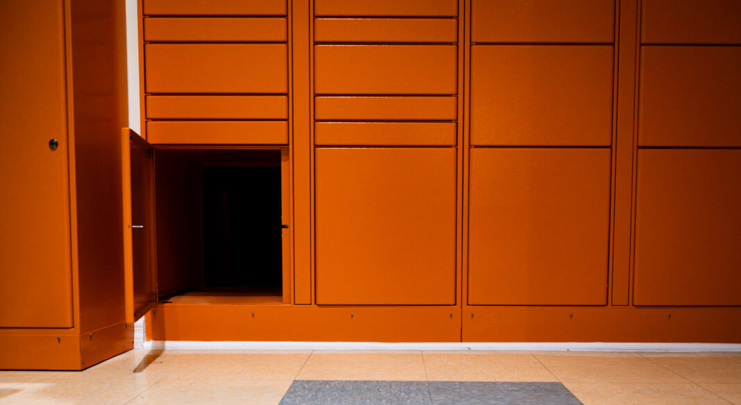 University Village announces new locker system for packages