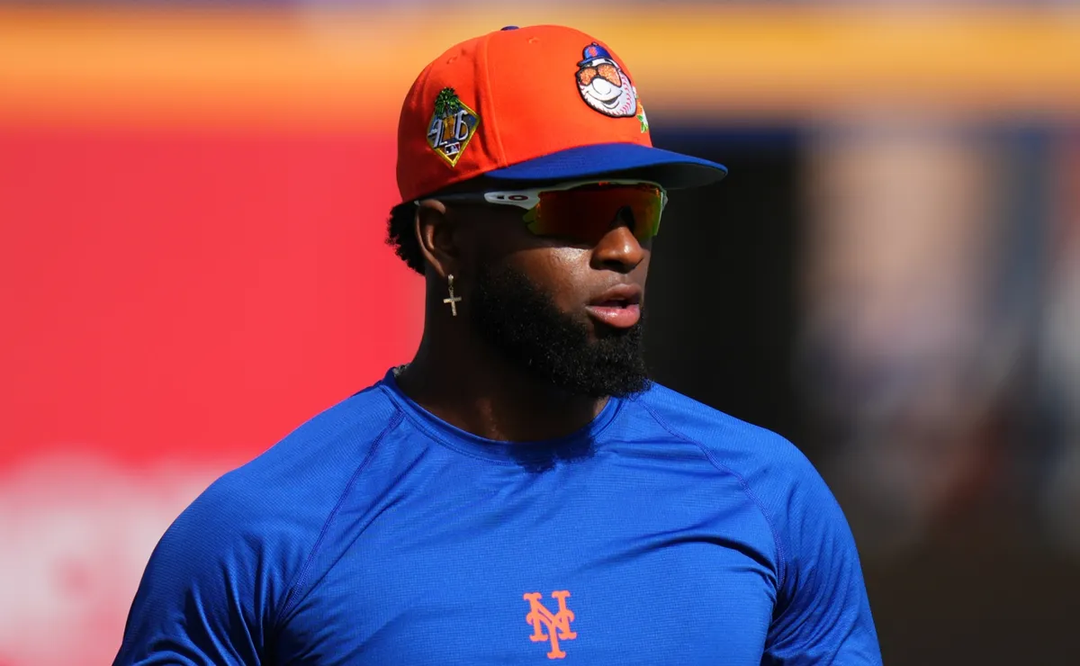 NY Mets' Luis Robert Jr. sets record straight on missing spring training games in 2026