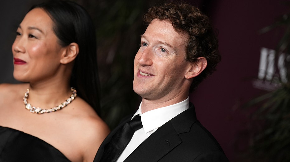 Priscilla and Mark Zuckerberg on red carpet