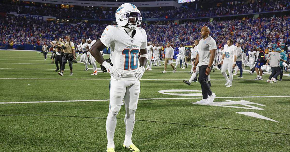 Miami Dolphins Cut Star Players To Begin Massive Roster Overall | News