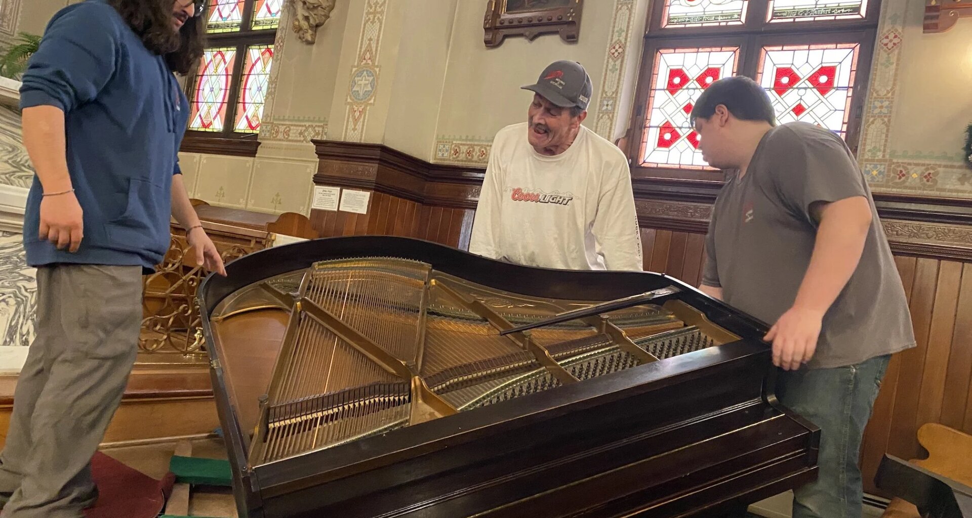 Docent hits right key at Old St. Pete’s in time for St. Pat in The Dalles — Columbia Community Connection News Mid-Columbia Region
