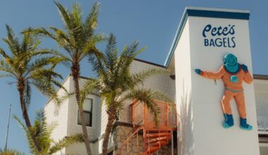 Local fave Pete’s Bagels opens new bagel shop and cafe in Tarpon Springs