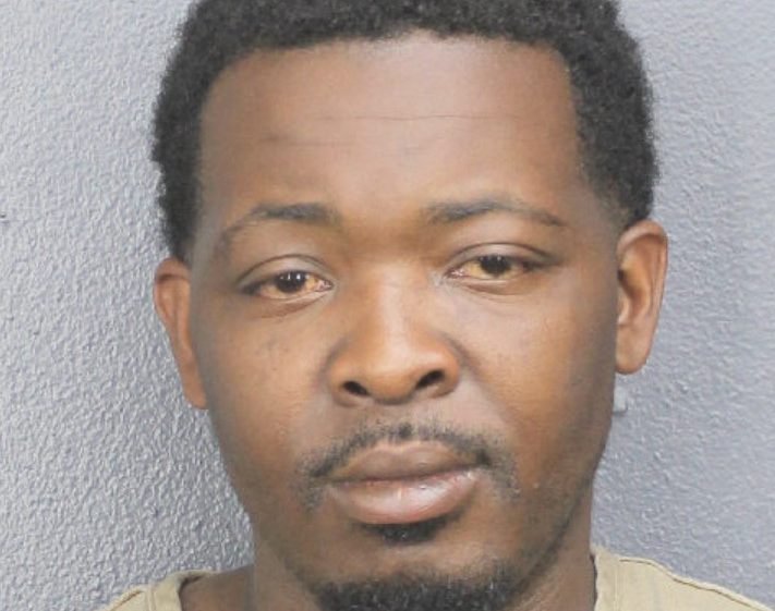 Man faces murder charge after body found in Fort Lauderdale
