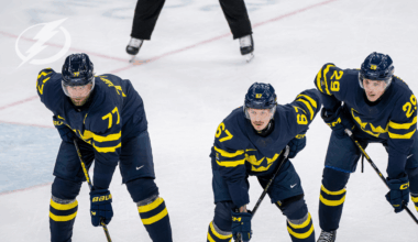 Four Bolts advance to Olympic quarterfinals with wins on Tuesday