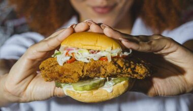 Fuku, the famous fried chicken spot from New York’s Momofuku group, is opening in Coral Gables.