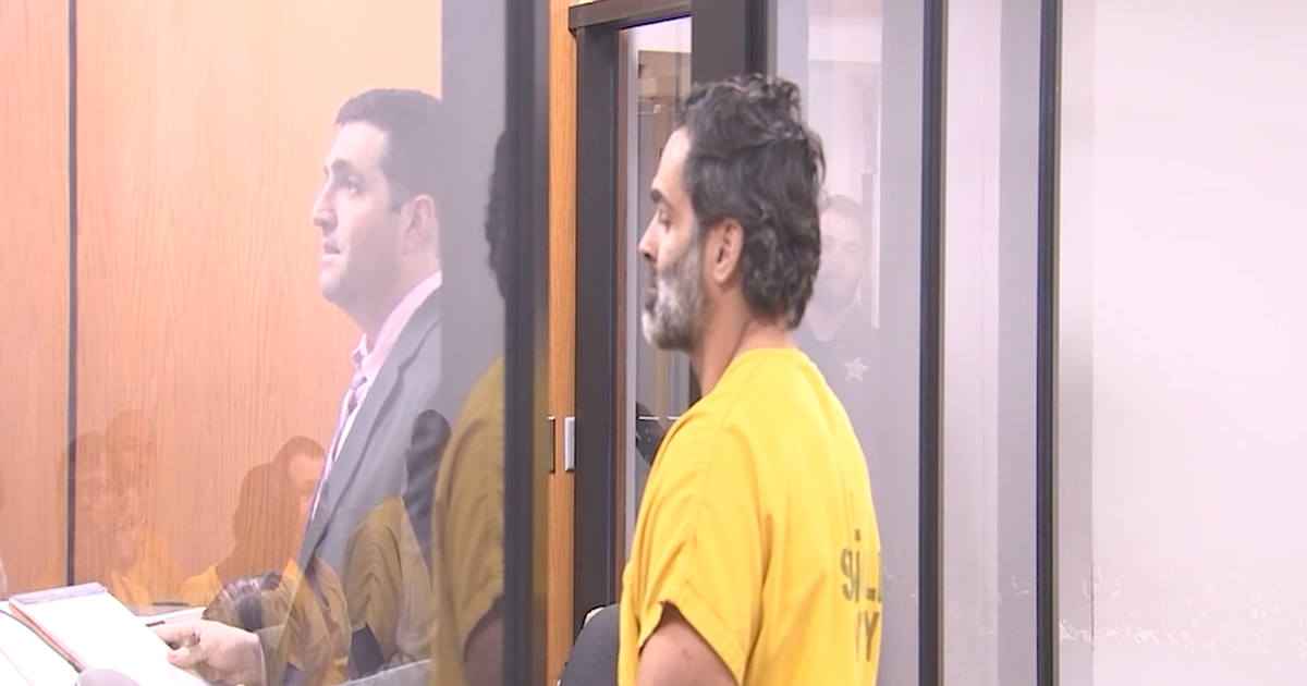 Former Central Florida football coach accused of sending nude photos to a minor: Affidavit