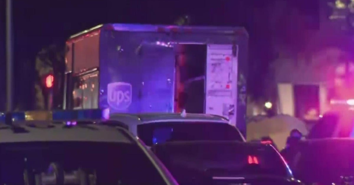 Former Miami-Dade police officer testifies for the first time in "Stand Your Ground" hearing